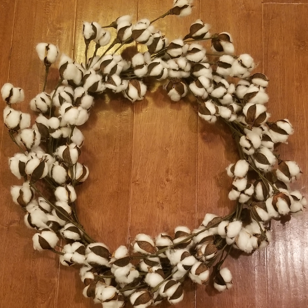 Cotton Wreath
